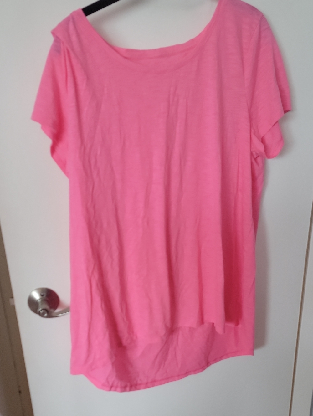 Lilly Pulitzer Hot Pink Scoop Neck Short Sleeve Tee